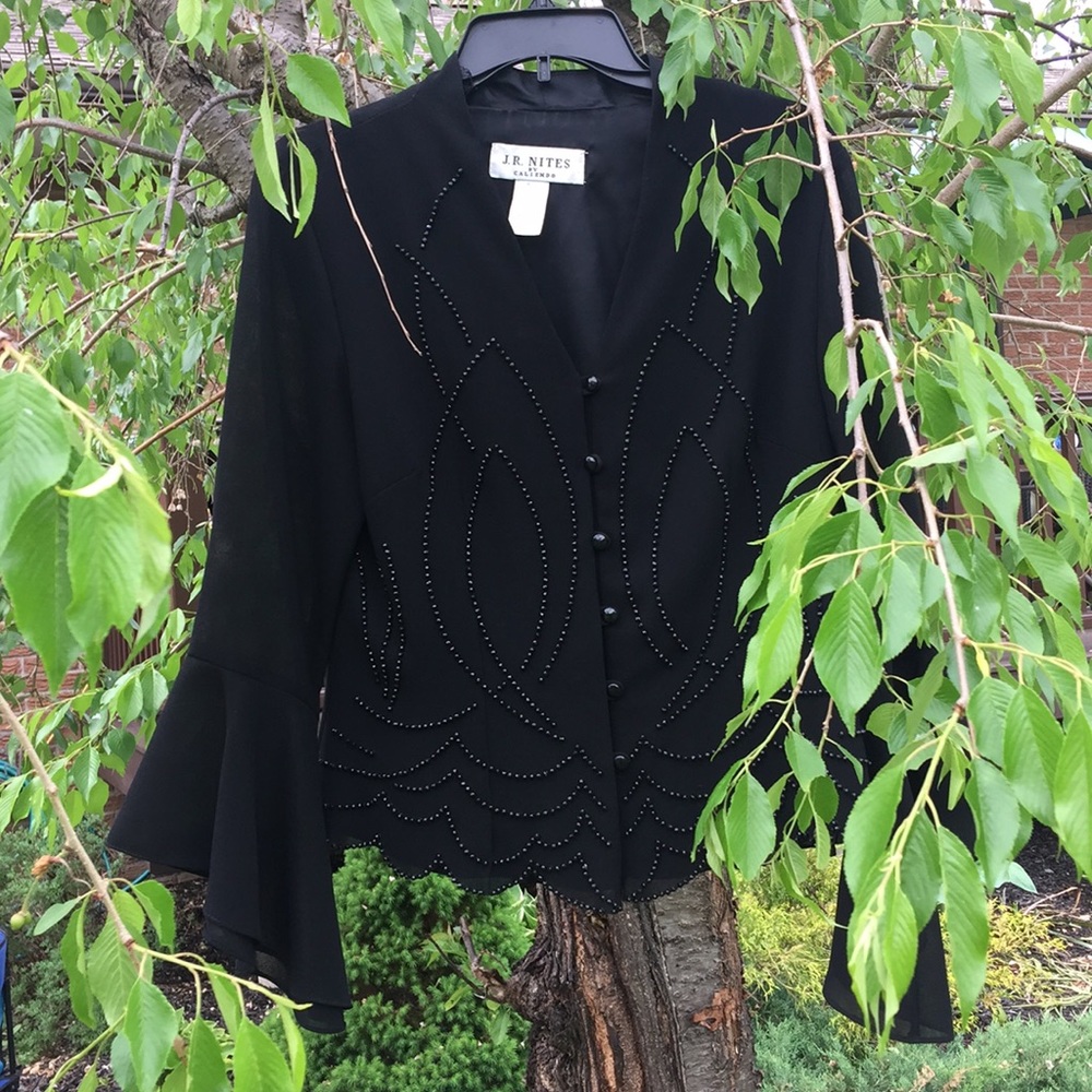 Sz 12 blouse w/ beautiful beading & fancy sleeves